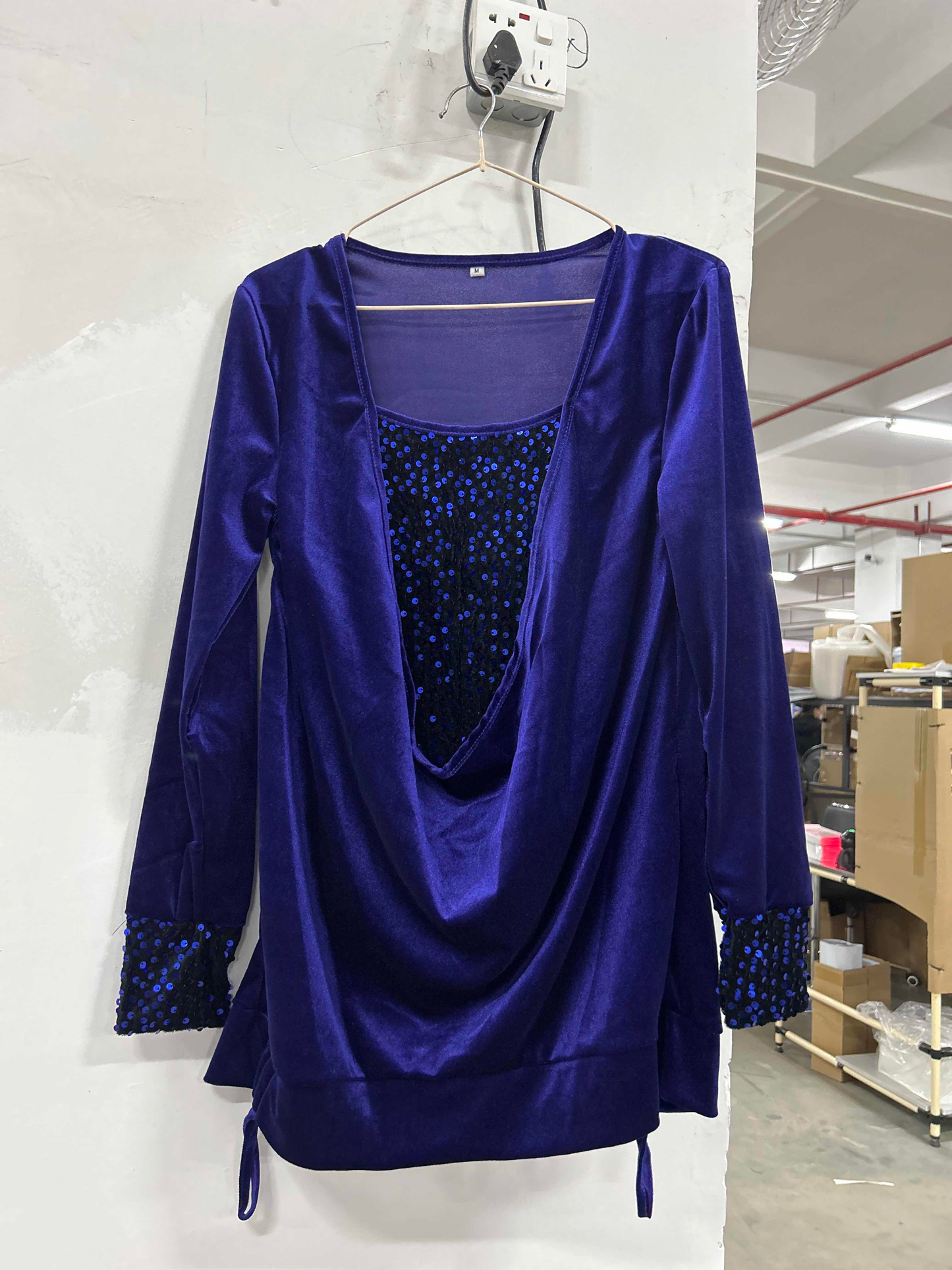 🎁Sequin Loose Smocked Fake Two-Piece Top