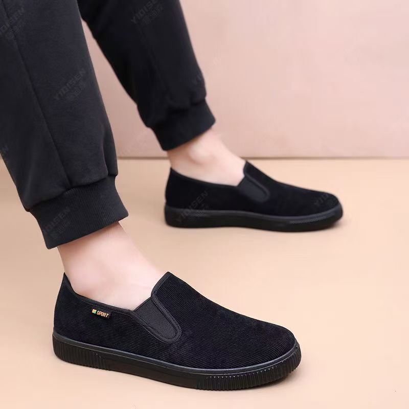 ๐ Menโs Slip-On Breathable Soft Sole Shoes โ Comfort & Style in Every Step! ๐๐จ