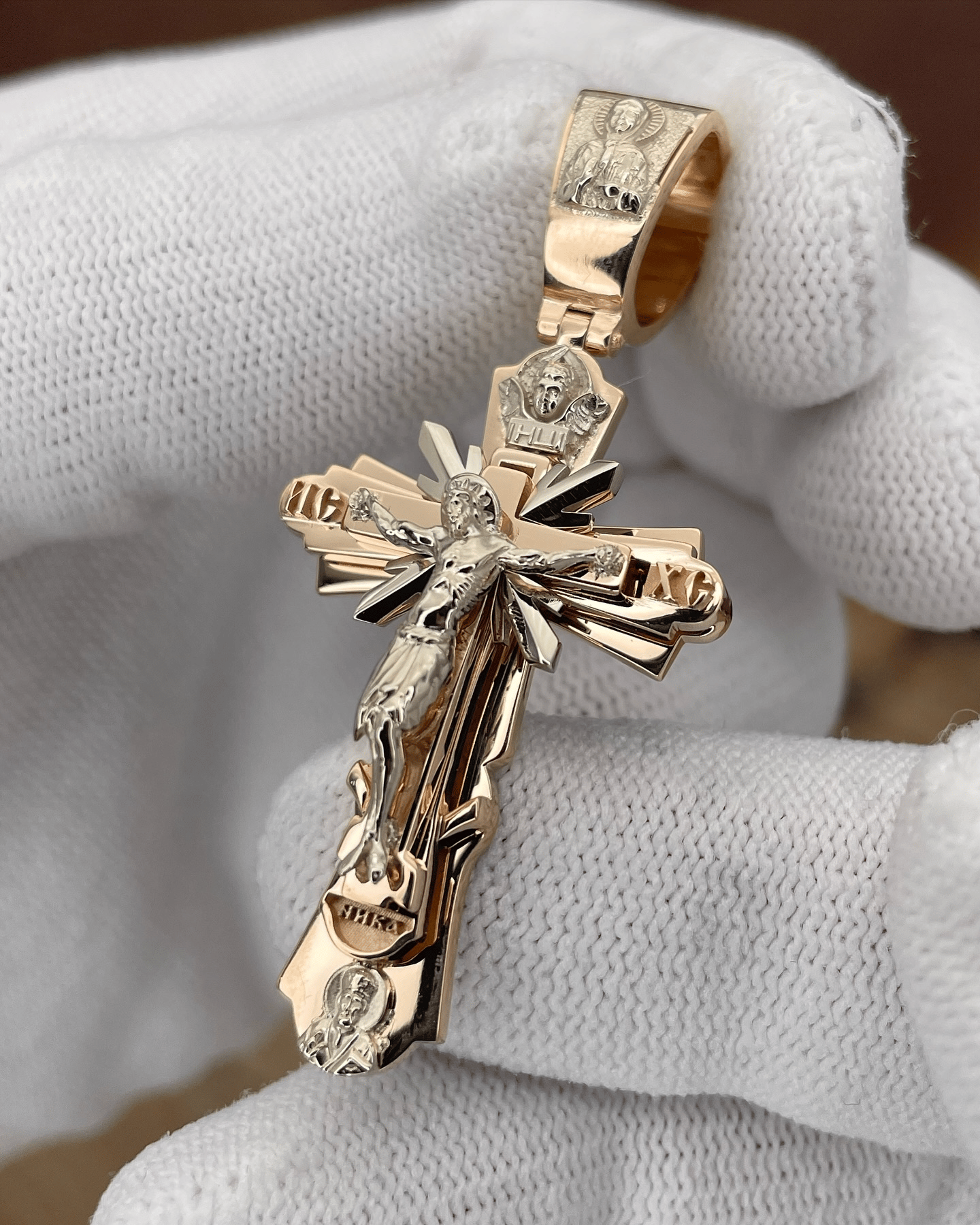 ⌛Consecration of the Holy Jesus Pendant