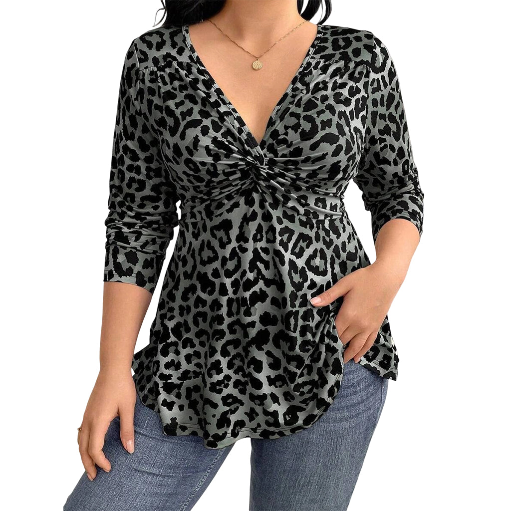 💥Women's Plus Size Leopard Print V-Neck Top