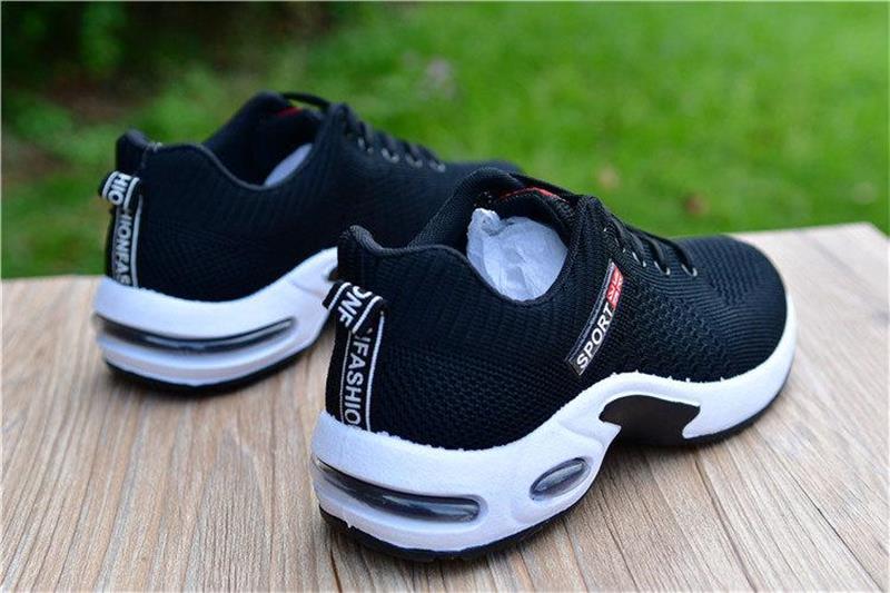 Men's Comfortable Mesh Rubber Cushion Sole Sneakers